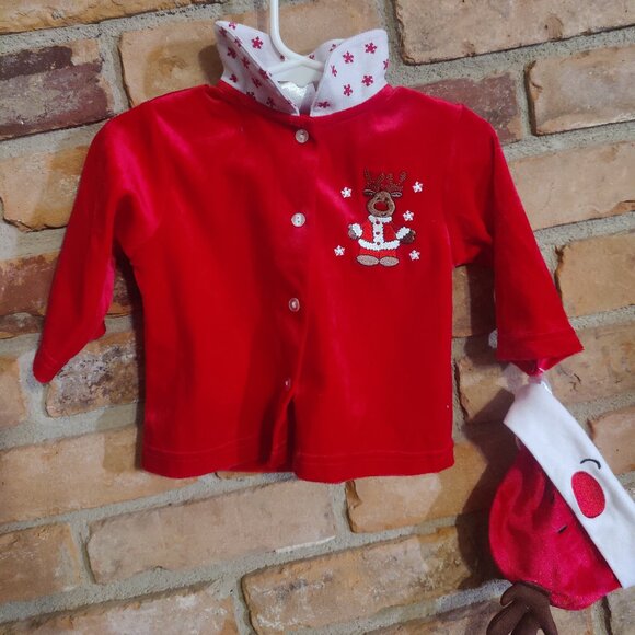 Infant Reindeer Holiday 2 Piece Outfit with Matching Hat. - Picture 1 of 5